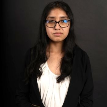 Fotografía de Gabriela Cruz docente de Juan Pablo II en Ecuador